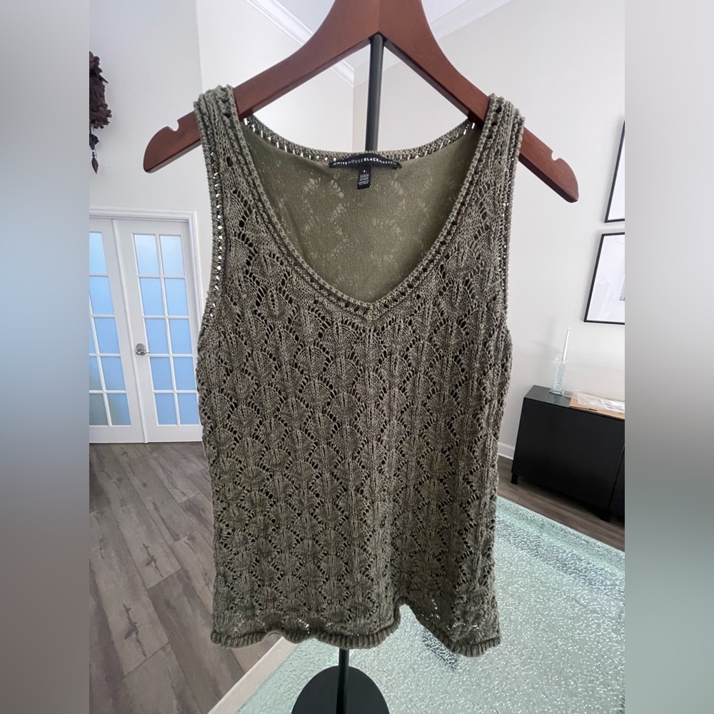 White House Black Market Sage Green Lace Knit Tank Top sweater. Size L